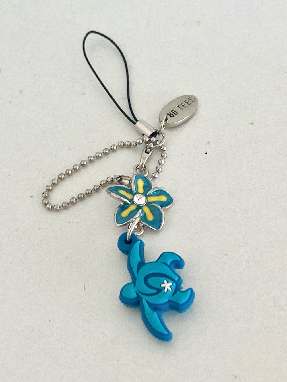 88 Tees nwot Blue Turtle & Flower Hawaii Phone Charm